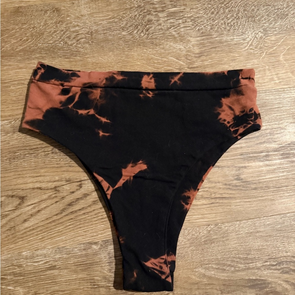 Of earth and salt Black and Brown Tie-Dye thong Panties